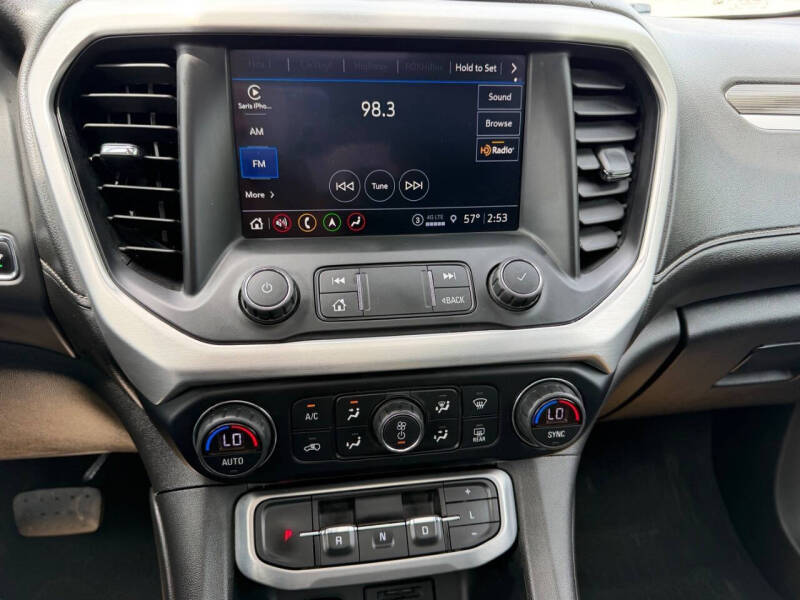 2021 GMC Acadia SLT