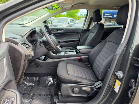 2022 Ford Edge SE