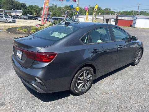 2023 Kia Forte LXS