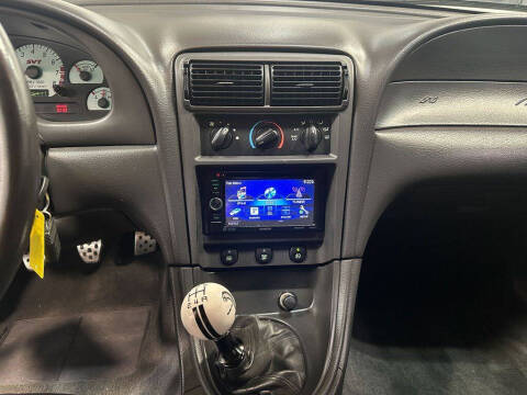 2001 Ford Mustang SVT Cobra