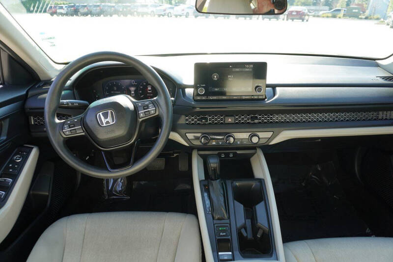 2024 Honda Accord LX