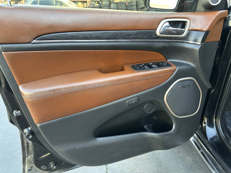 2016 Jeep Grand Cherokee Summit