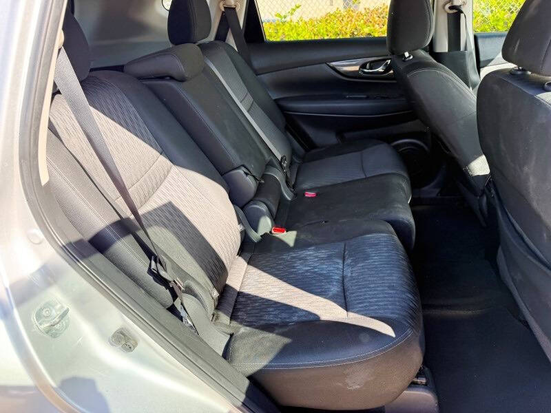 2019 Nissan Rogue - $9,990