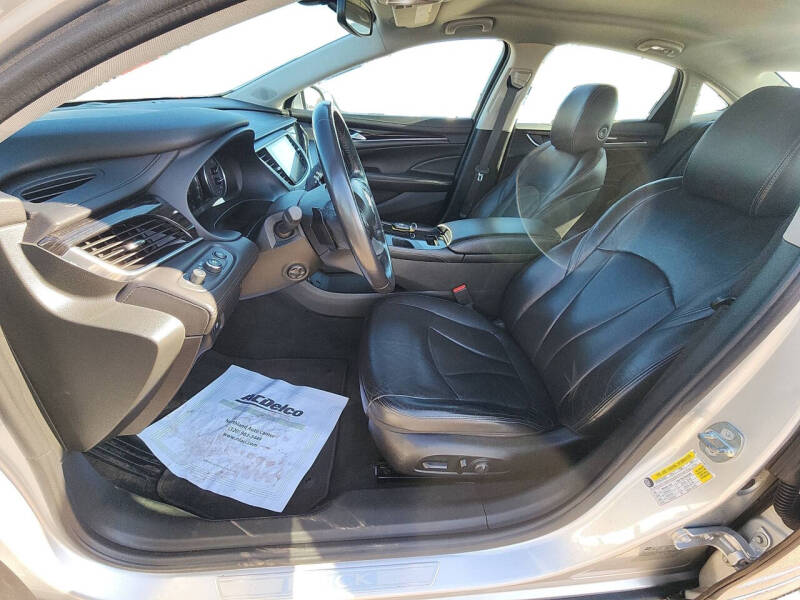 2017 Buick LaCrosse Essence