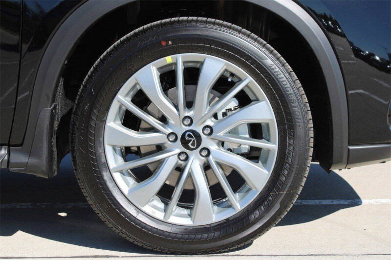 2025 Infiniti QX50 Sport