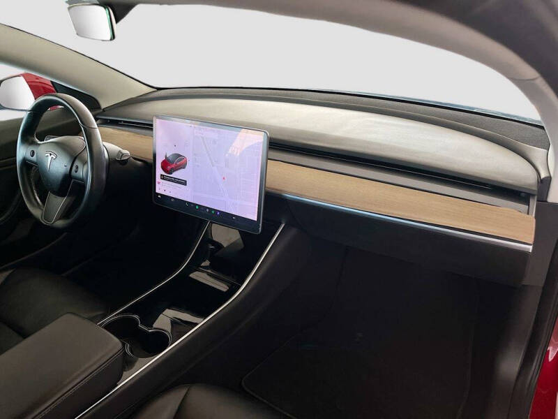 2018 Tesla Model 3 Mid Range