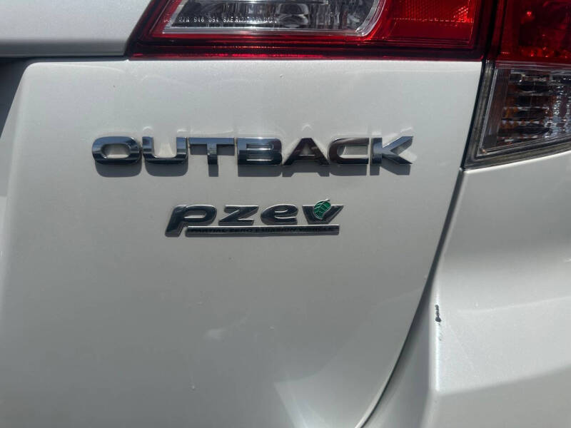 2012 Subaru Outback 2.5i Limited
