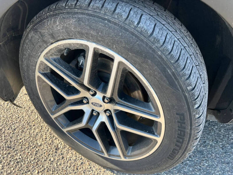 2019 Ford Explorer Sport