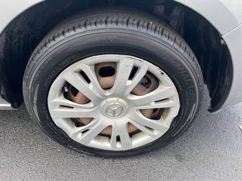 2013 Mazda MAZDA2 Sport