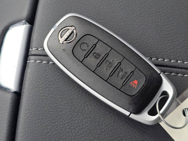 2025 Nissan Murano SL