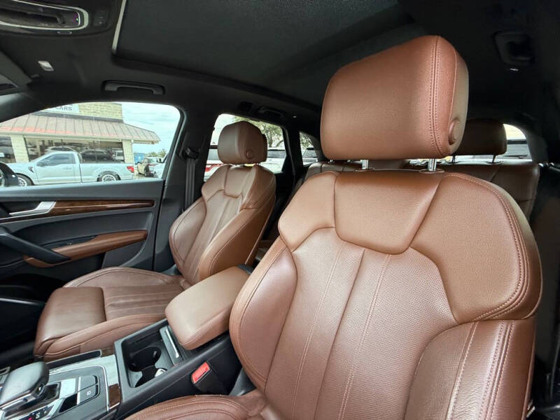 2020 Audi Q5 quattro Premium Plus 45 TFSI