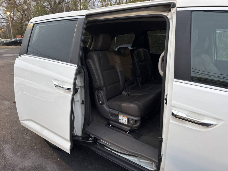 2013 Honda Odyssey EX-L photo 70