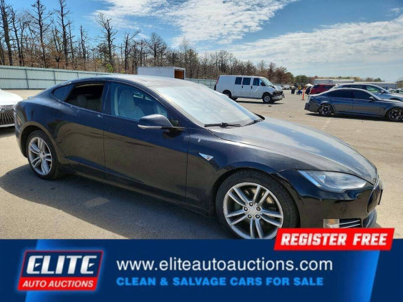 2013 Tesla Model S Performance