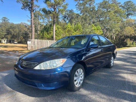 2005 Toyota Camry LE