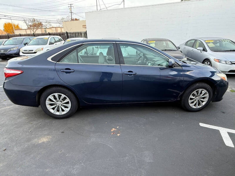 2015 Toyota Camry LE