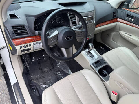 2011 Subaru Outback 2.5i Limited