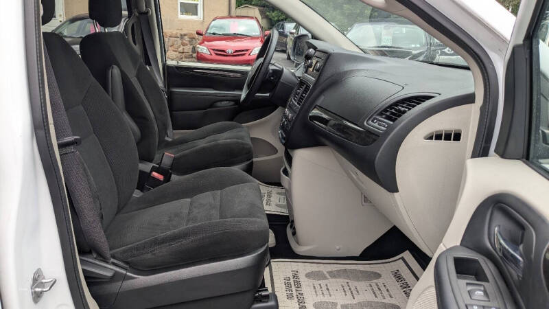 2015 Dodge Grand Caravan SE