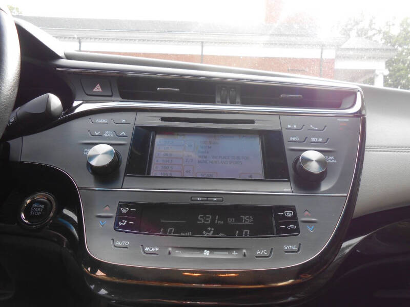 2013 Toyota Avalon XLE