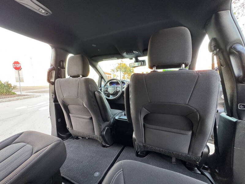 2022 Chrysler Pacifica Touring