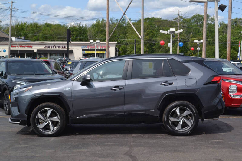 2024 Toyota RAV4 Prime SE