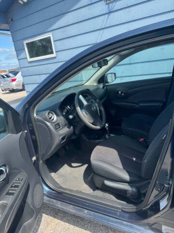 2015 Nissan Versa
