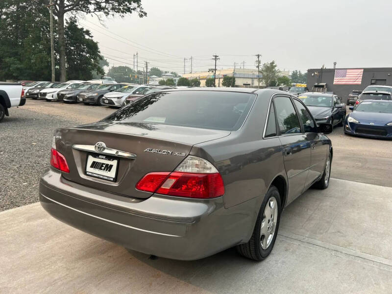 2004 Toyota Avalon