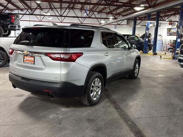 2020 Chevrolet Traverse LT Cloth
