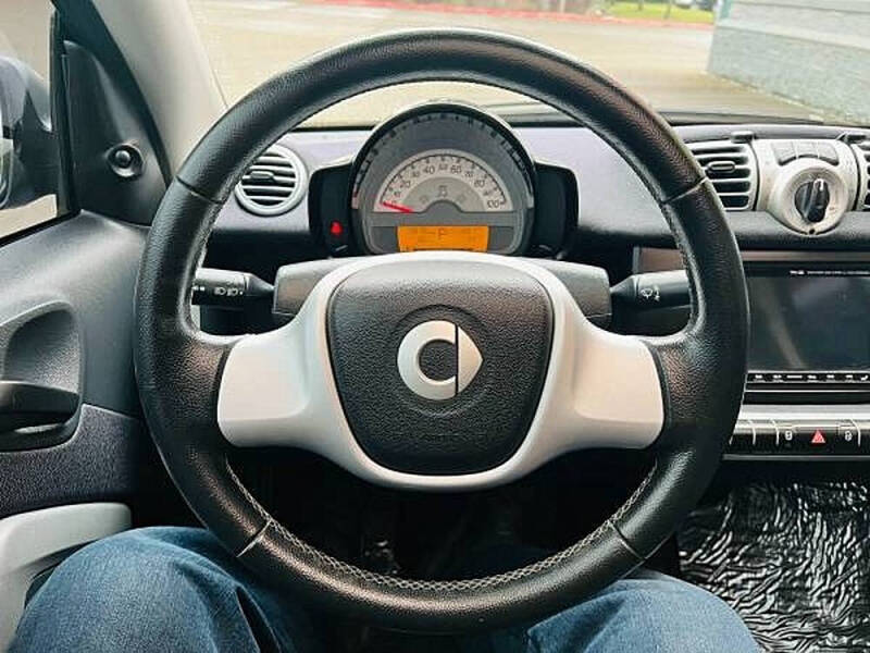 2013 Smart fortwo pure
