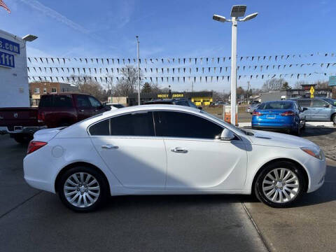 2012 Buick Regal Premium 1
