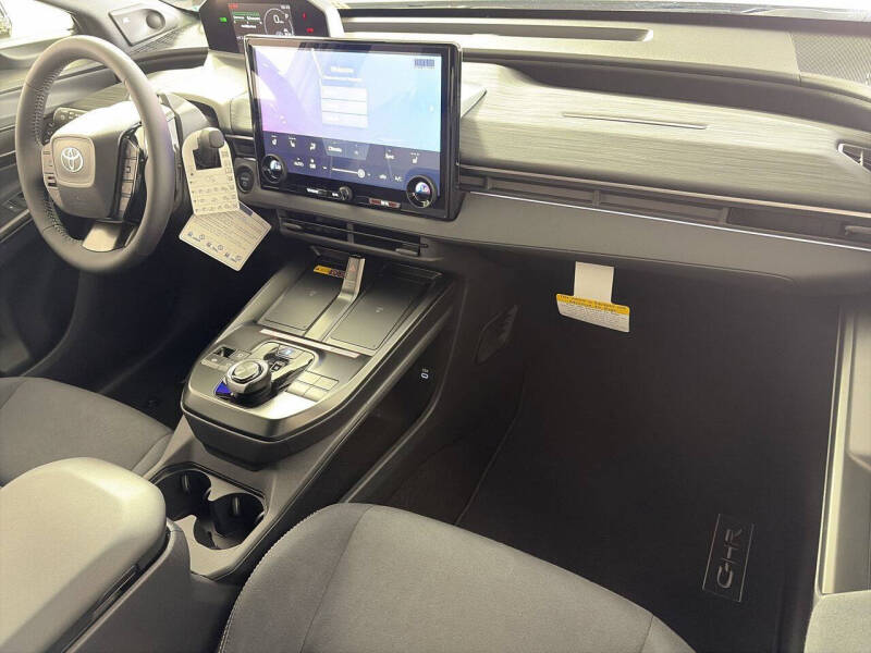 2026 Toyota C-HR XSE