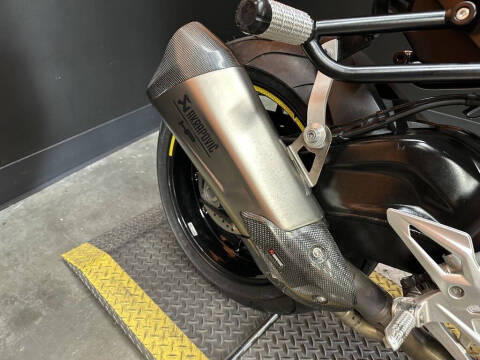 2021 BMW S 1000 R Black Storm Metallic