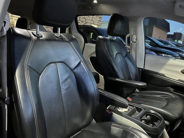 2018 Chrysler Pacifica Touring L