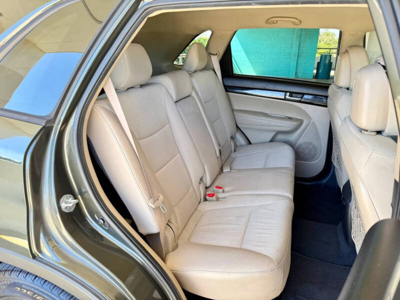 2012 Kia Sorento LX