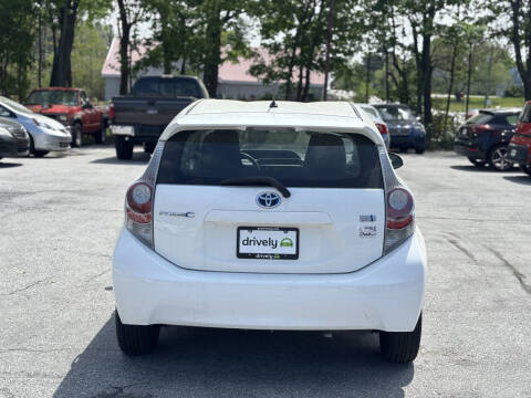 2013 Toyota Prius c One