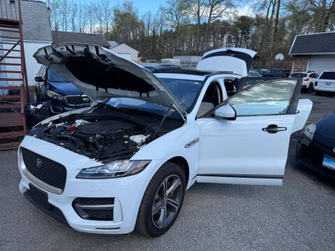 2017 Jaguar F-PACE 35t R-Sport