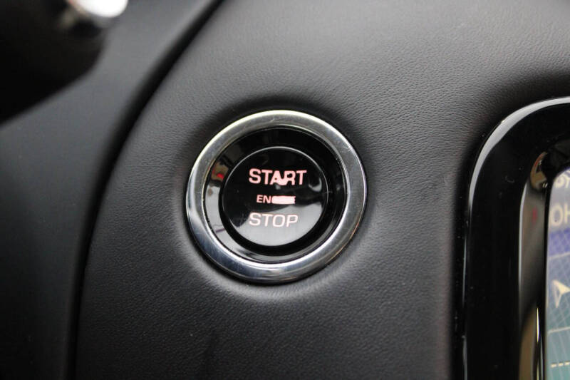 2019 Jaguar XJL Portfolio