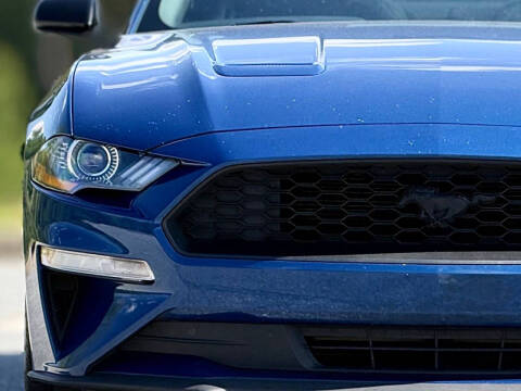 2022 Ford Mustang EcoBoost