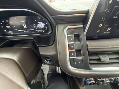2023 GMC Yukon XL SLT