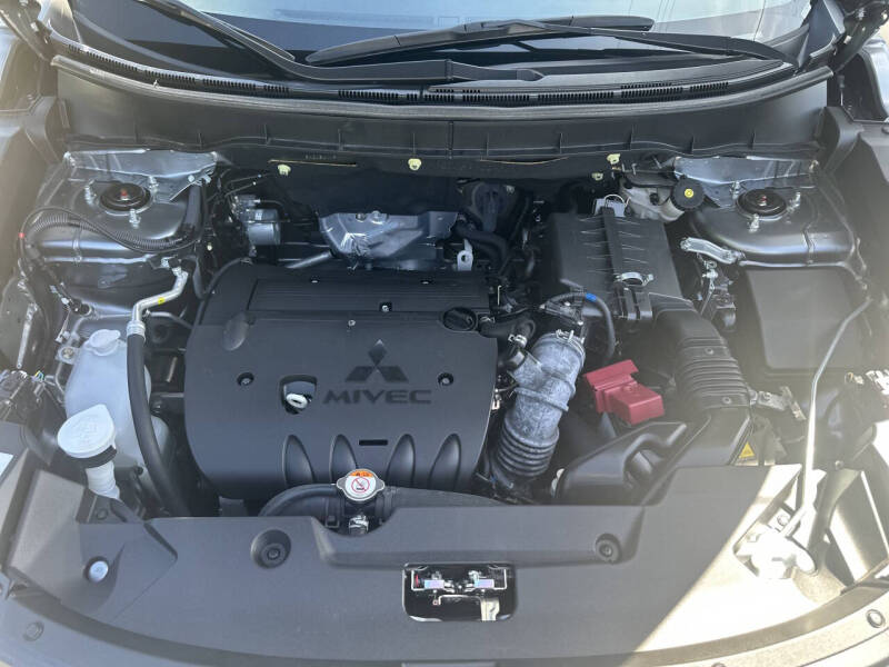 2025 Mitsubishi Outlander Sport ES