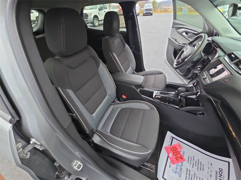 2023 Chevrolet TrailBlazer LS