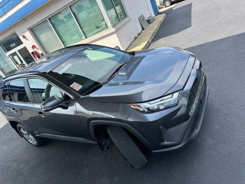 2022 Toyota RAV4 Hybrid XLE