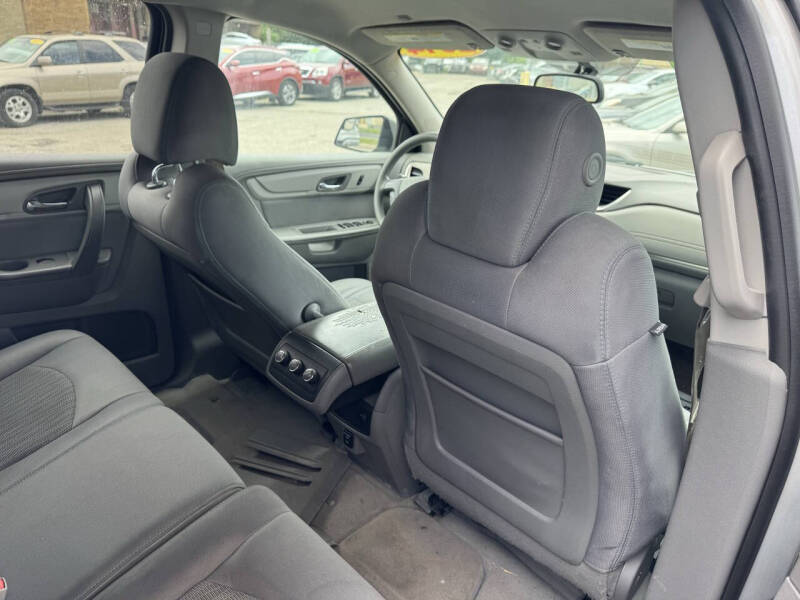 2014 Chevrolet Traverse LS