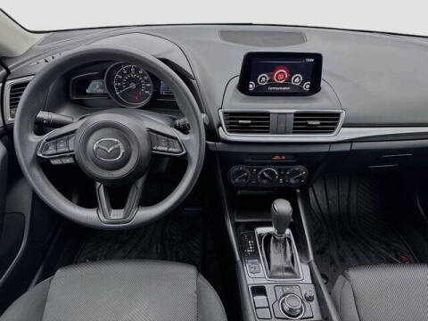2018 Mazda MAZDA3 Sport