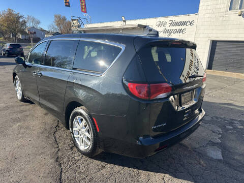 2018 Chrysler Pacifica LX
