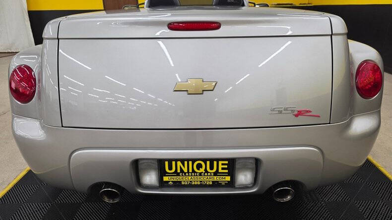 2005 Chevrolet SSR LS