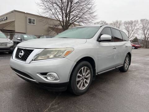2014 Nissan Pathfinder for sale at MIDWEST CAR SEARCH in Fridley MN