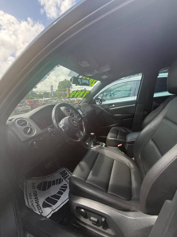 2016 Volkswagen Tiguan 2.0T R-Line