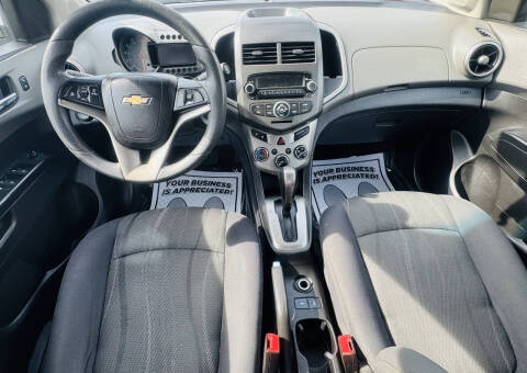 2015 Chevrolet Sonic LT Auto