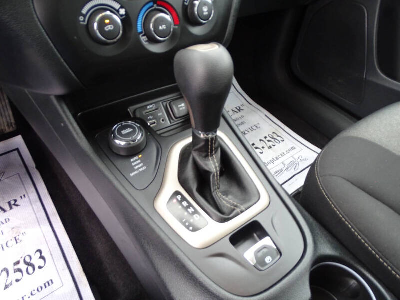 2016 Jeep Cherokee Sport