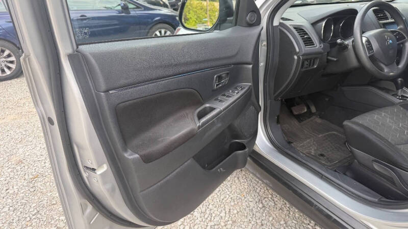 2022 Mitsubishi Outlander Sport ES